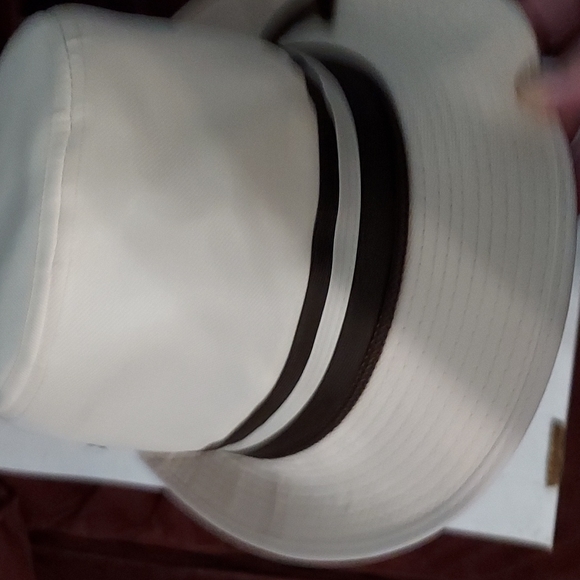 Fedora Hat Size Large Ivory with a Brown&Ivory Band w/brown cord.No Stains. - Picture 5 of 12